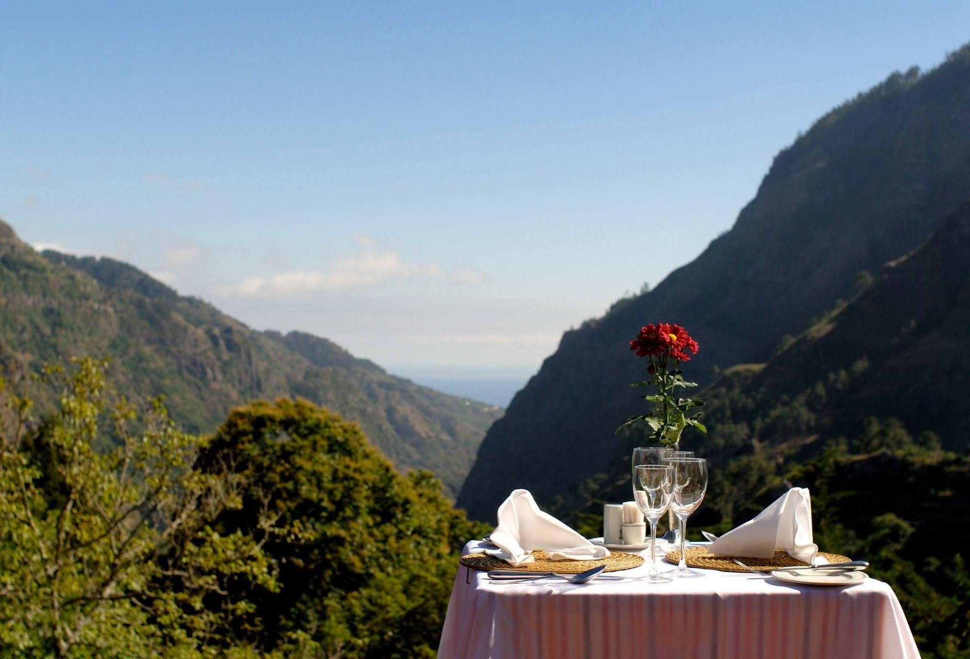 Dorisol Pousada Dos Vinhaticos Serra de Agua ร้านอาหาร รูปภาพ